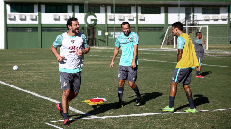 Fluminense treina em Goiânia para encarar o Dragão