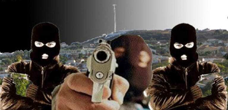 Bandidos armados invadem casa de policial aposentado e fazem três reféns em Castelo