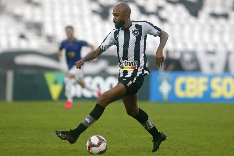 Botafogo descarta Dorival e estuda Surian