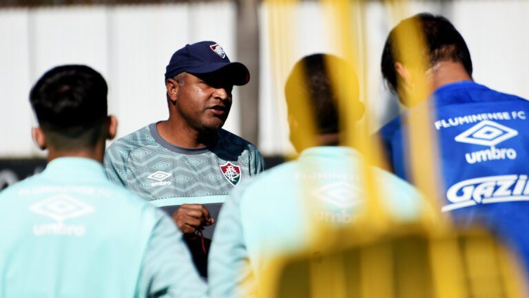 Roger Machado esboça Fluminense para enfrentar o Criciúma