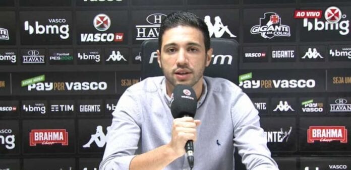 Alexandre Pássaro admite chance de reforços no Vasco