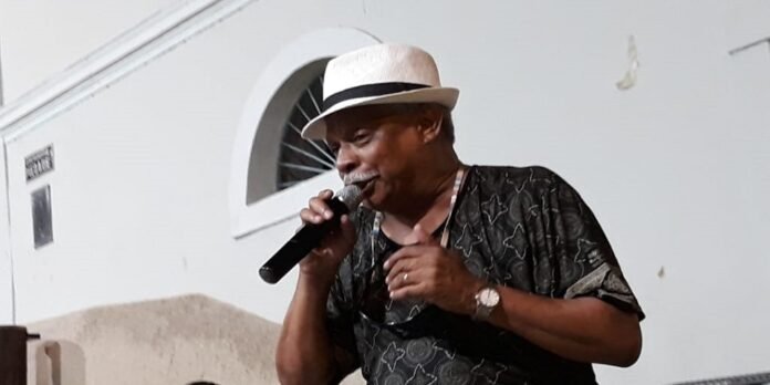 Sábado, 04 tem Samba de Brother, na Roça Restaurante em Piúma com Eliana Sabino, Chico Lima e grandes nomes