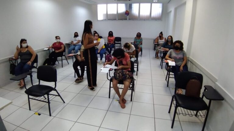 Beneficiários do Acessuas Trabalho participam de novo ciclo de oficinas - Prefeitura de Cachoeiro de Itapemirim