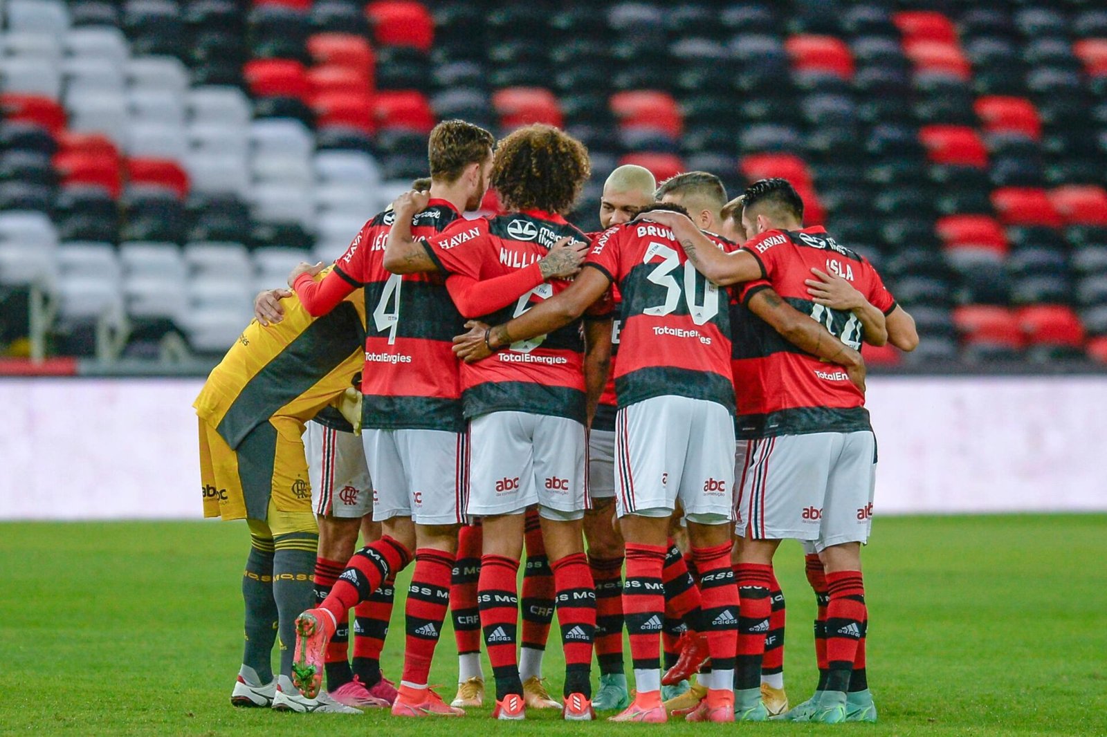 Flamengo visita o Olimpia-PAR e inicia disputa por vaga na ...