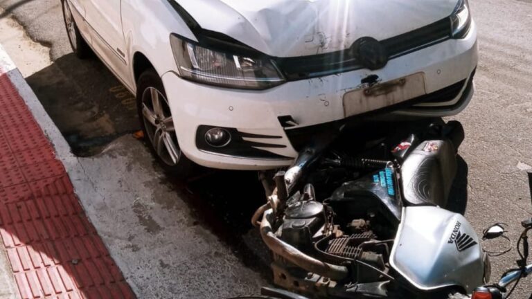 Motorista é detida após usar carro para matar mulher durante briga em Guarapari