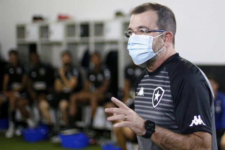 Botafogo terá sequência sem descanso para fechar turno no G-4 da Série B