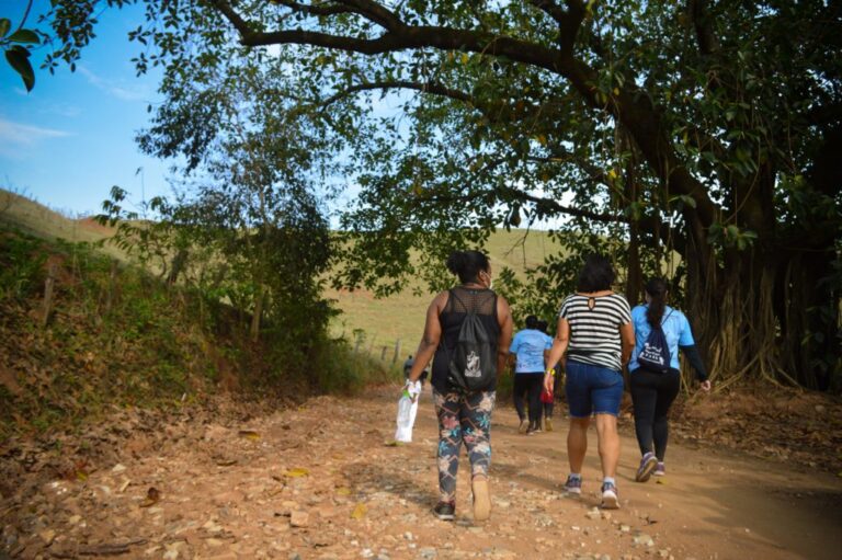 Caminhada incentiva turismo rural e agrada participantes em Itaoca - Prefeitura de Cachoeiro de Itapemirim