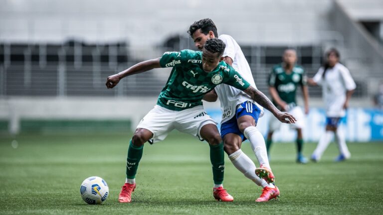 Palmeiras e Cruzeiro empatam sem gols pelo Brasileirão sub-20; Santos bate Flamengo