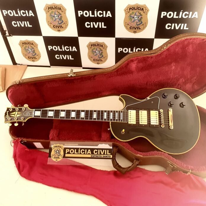 DSP recupera guitarra avaliada em R$ 40 mil e roubada há cinco anos em Minas Gerais
