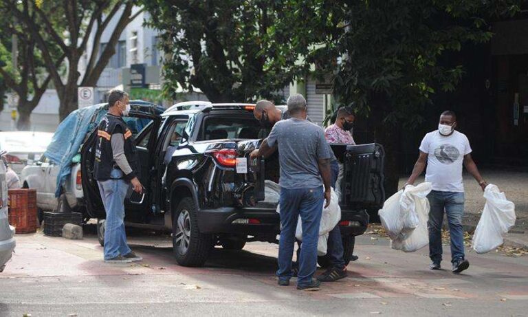 Vendedor de Abacaxi de Marataízes sofre drama com apreensão de carga em Minas Gerais