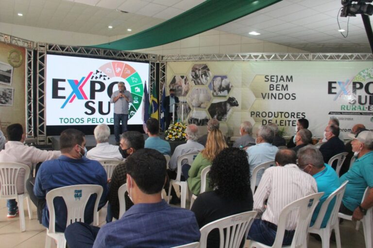 Abertura da ExpoSul Rural Leite é marcada por boas perspectivas para o setor