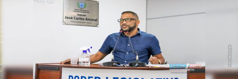 Secretário Municipal explica “caminhão de cimento” à Câmara, em Cachoeiro/ES