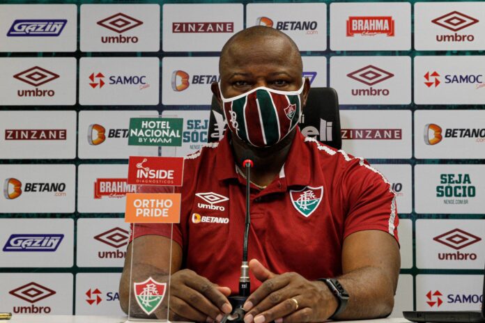Marcão destaca estratégia do Fluminense em clássico com Flamengo