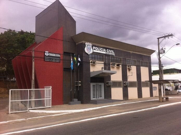 Deam de Cariacica prende suspeito de invadir casa e tentar matar ex-companheira no bairro Nova Esperança