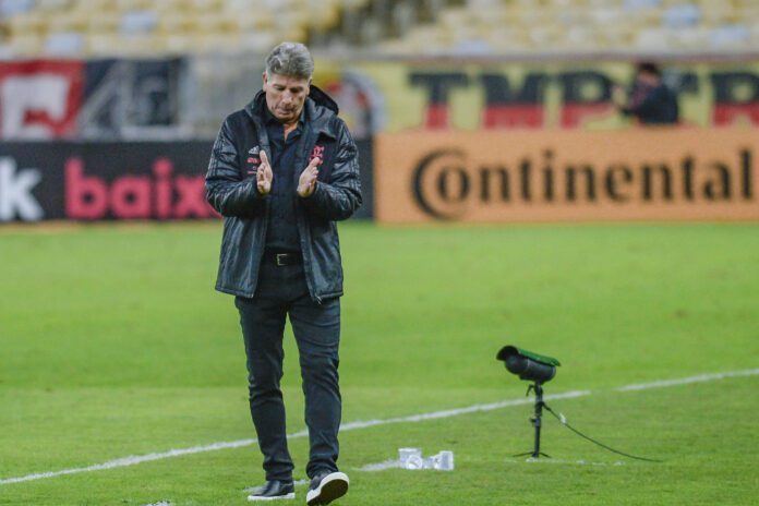 Pressionado, Renato Gaúcho tem problemas para escalar Flamengo contra o Atlético-MG
