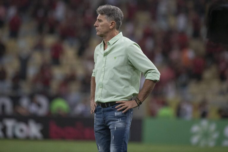 Renato Gaúcho deve mudar escalação do Flamengo para decisão no Brasileiro
