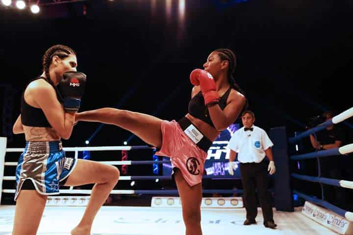 Atleta de Guarapari busca apoio para participar de campeonato internacional de kickboxing