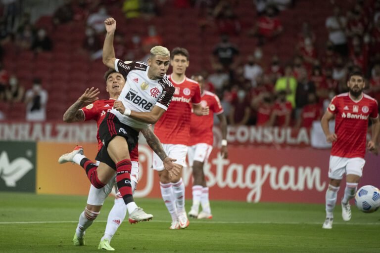 Em ‘teste’ antes da Libertadores, Flamengo bate o Internacional, no Beira-Rio, pelo Brasileirão