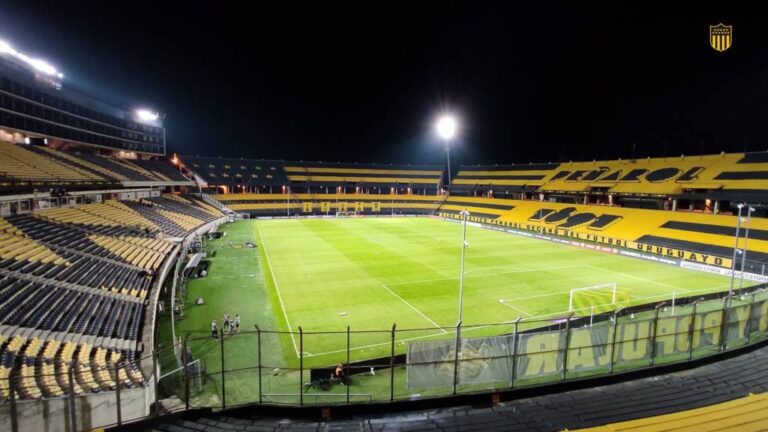 Flamengo vai usar estádio do Peñarol para treinos no Uruguai