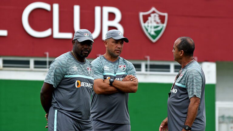 Elenco do Fluminense se reapresenta e grupo já pensa no Palmeiras