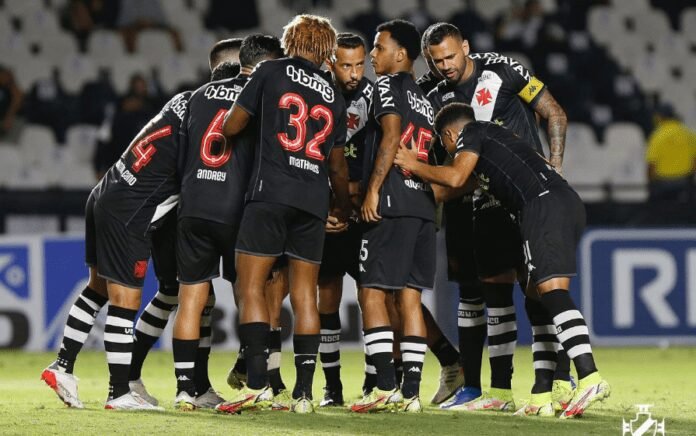 Fábio Cortez dá oportunidade aos “meninos” do Vasco na reta final da Série B