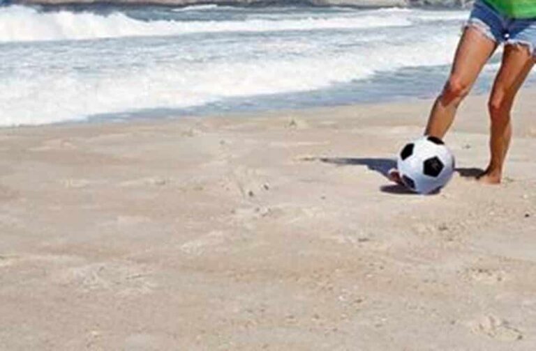 Guarapari proíbe práticas esportivas nas praias fora dos locais e horários estabelecidos