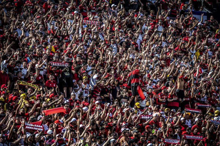 Flamengo é o líder em novos seguidores nas redes em 2021, e Palmeiras fica em segundo