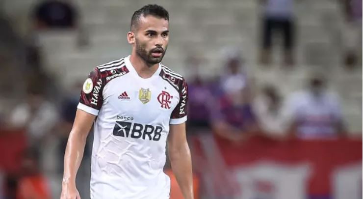 Flamengo se acerta com Lille e encaminha compra de Thiago Maia