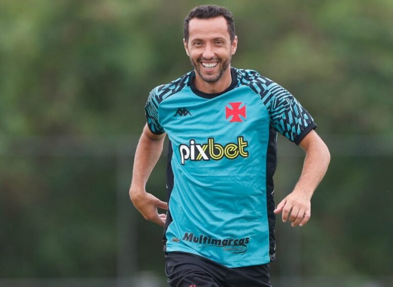 Em votação no Twitter, torcida do Vasco escolhe a camisa 10 para Nenê