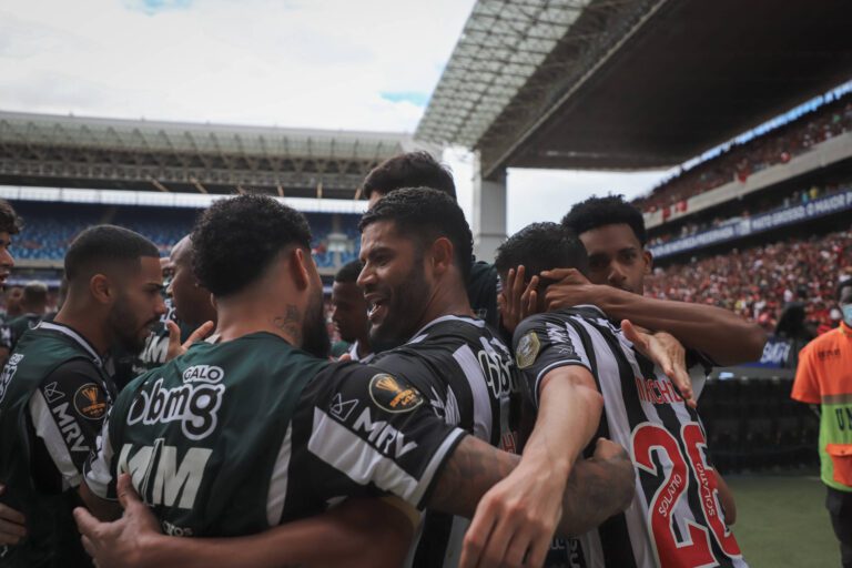Atlético-MG supera o Flamengo nos pênaltis e conquista a Supercopa do Brasil