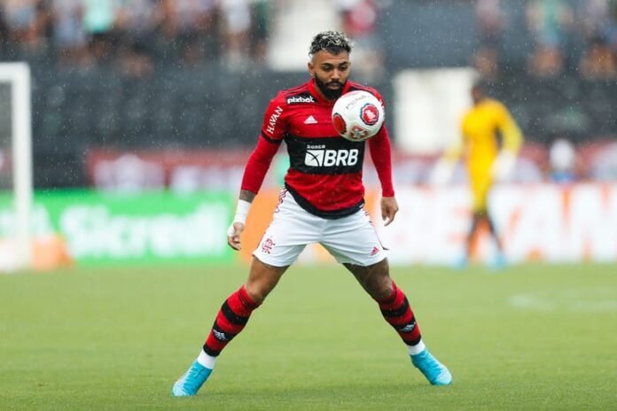 Gabigol desabafa contra ofensa racista no Fla-Flu e cobra punição