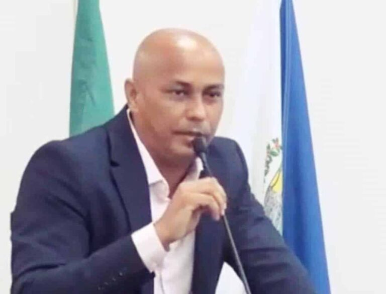 “Estamos vivendo um caos na cidade”, afirma vereador sobre saúde e corrupção em Guarapari