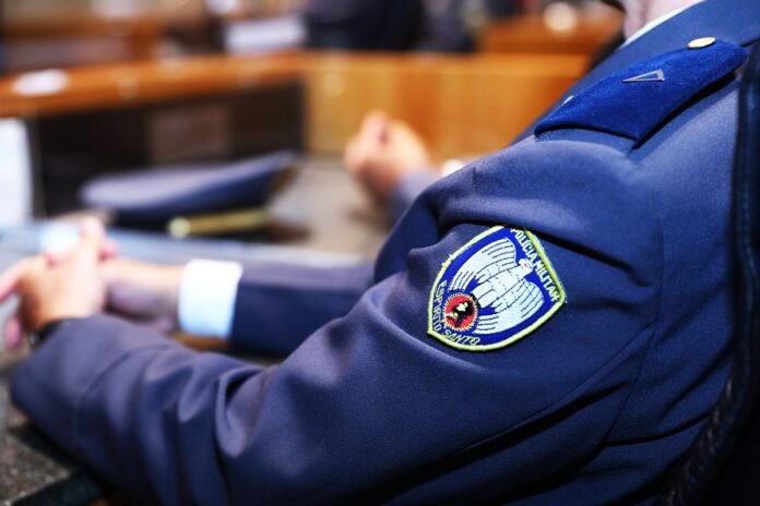 Audiência debate movimento de policiais antifascismo 