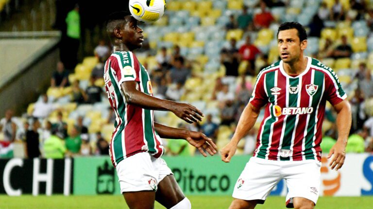 Fluminense recebe o Internacional na estreia de Mano Menezes