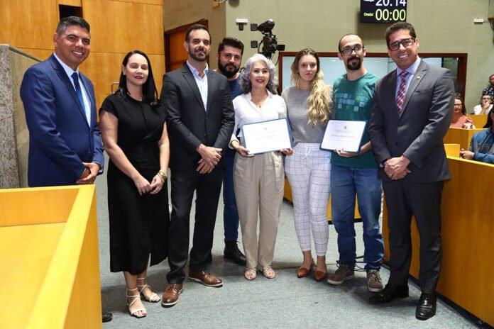 Ales celebra aniversário de Cariacica com solene