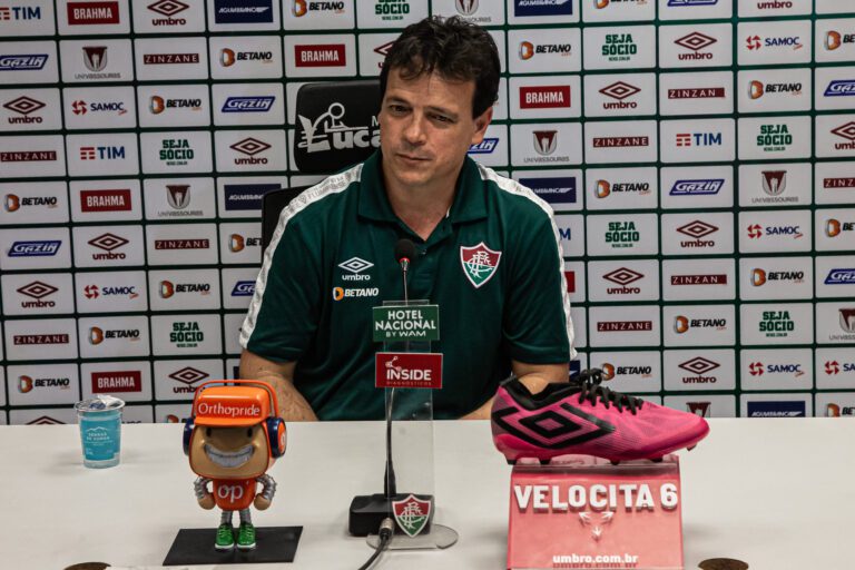 Apesar da derrota, Diniz cita importância da torcida do Fluminense
