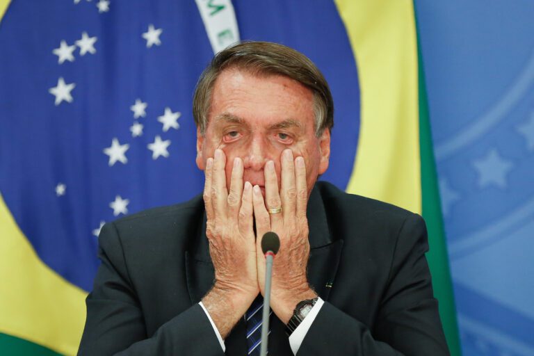 Insatisfeitos por causa do Pix, diz Bolsonaro sobre pesquisa XP