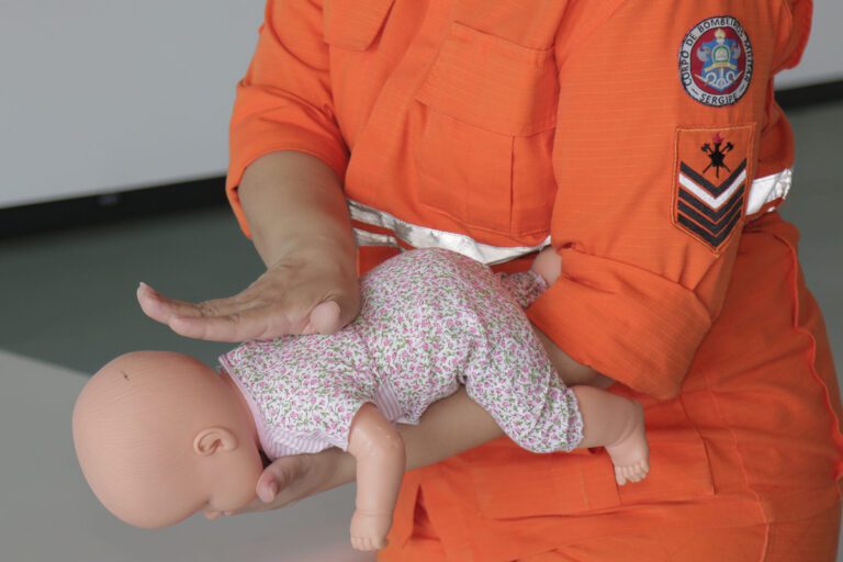 PL prevê treinamento de pais para socorrer bebês 