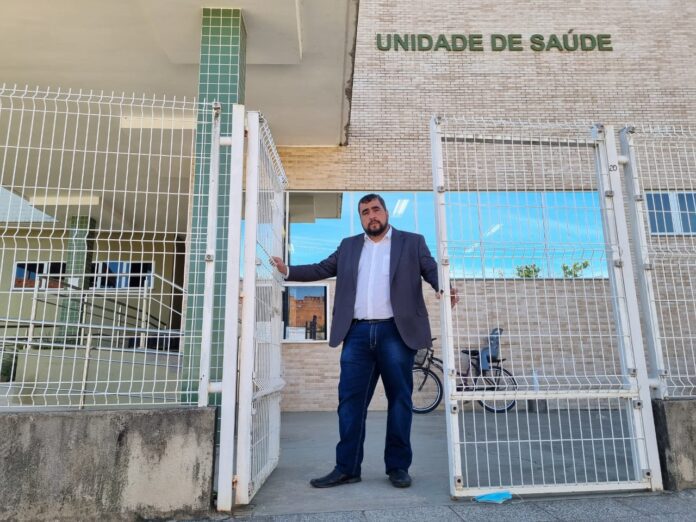 Vereador aciona Ministério Público sobre falta de médicos nos postos de Guarapari