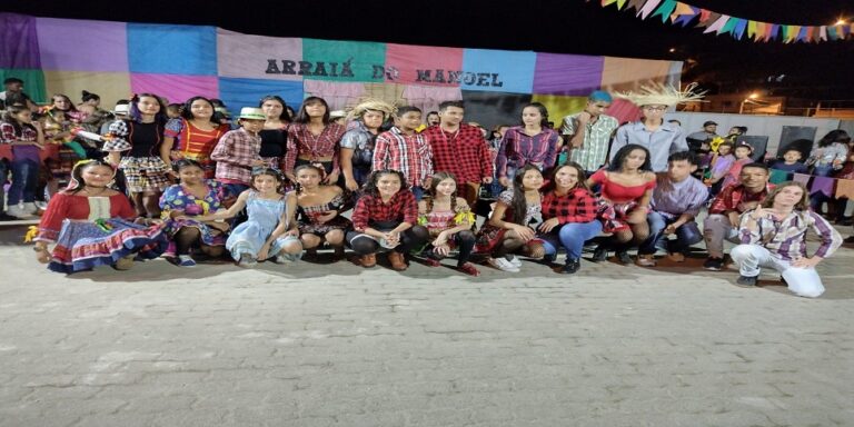 PIÚMA: Arraiá do Manoel leva as famílias à Escola para ver os filhos dançarem