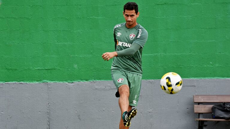 Ganso treina normalmente no Fluminense e deve atuar contra o Ceará