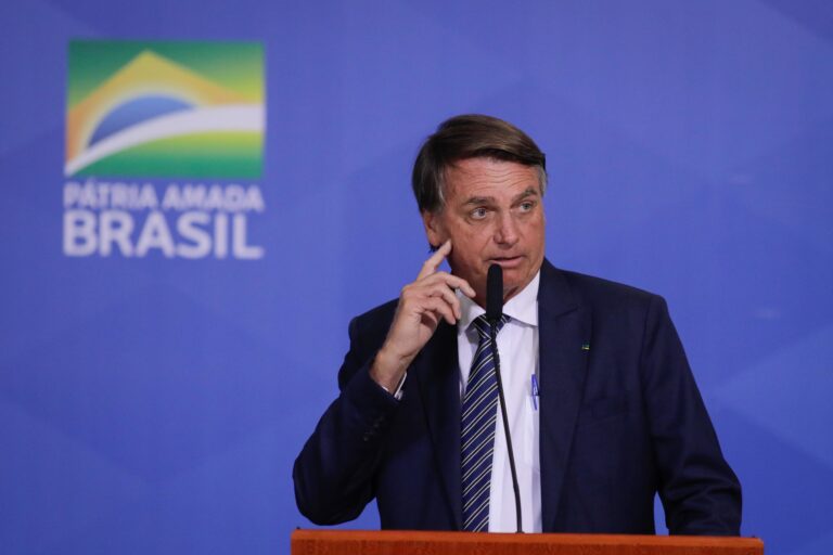 Juízes federais defendem urnas e TSE e rebatem Bolsonaro