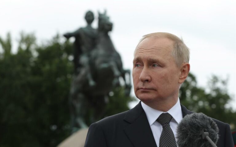 Filha de mentor de Putin morre em um atentado em Moscou