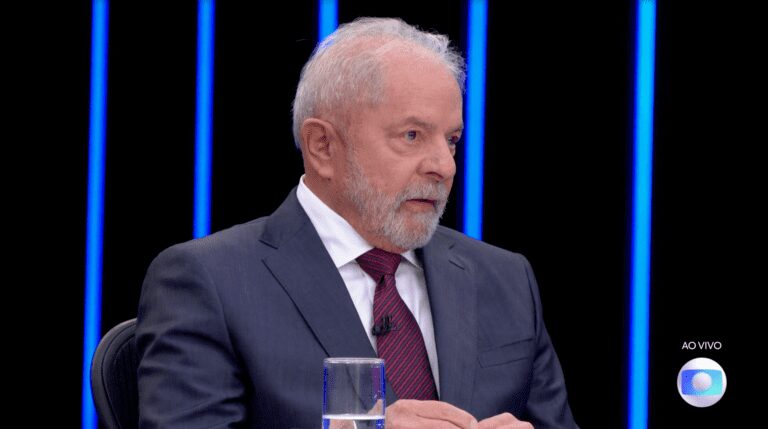 Lula ataca Bolsonaro, critica Dilma e minimiza corrupção