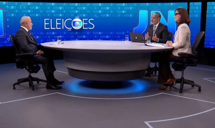Bolsonaro diz que Bonner agiu como jurista ao falar com Lula