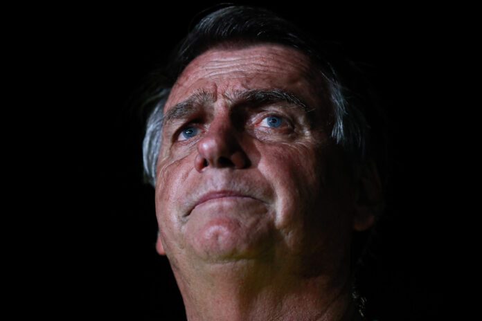Bolsonaro pede desculpas pelo seu jeito de falar