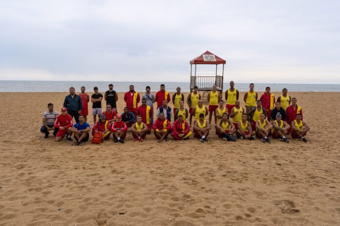 Prefeitura condecora guarda-vidas envolvidos no resgate de pescador