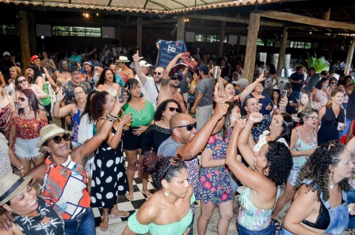 Filiados ao Sintrag terão festa de confraternização nesta sexta em Guarapari