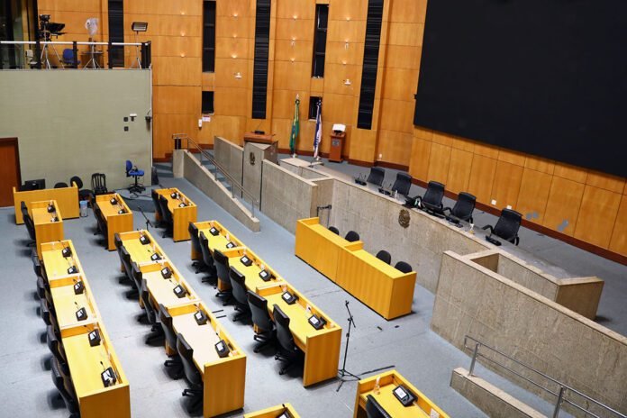 Ano legislativo será instalado nesta segunda-feira