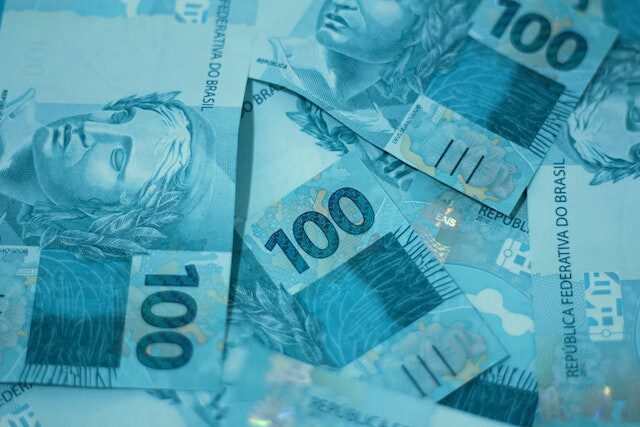 Banco Central: 643 mil pessoas têm mais de R$ 1.000 para sacar